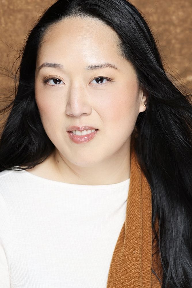 Get Noticed With a Good Headshot